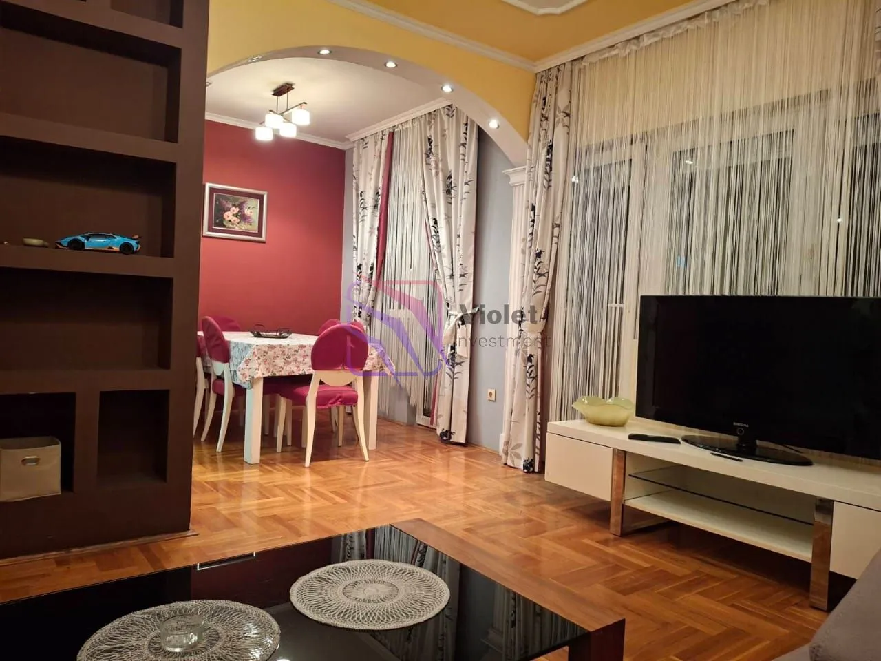 Izdavanje, jednosoban stan, 73m², Stari Aerodrom, Podgorica