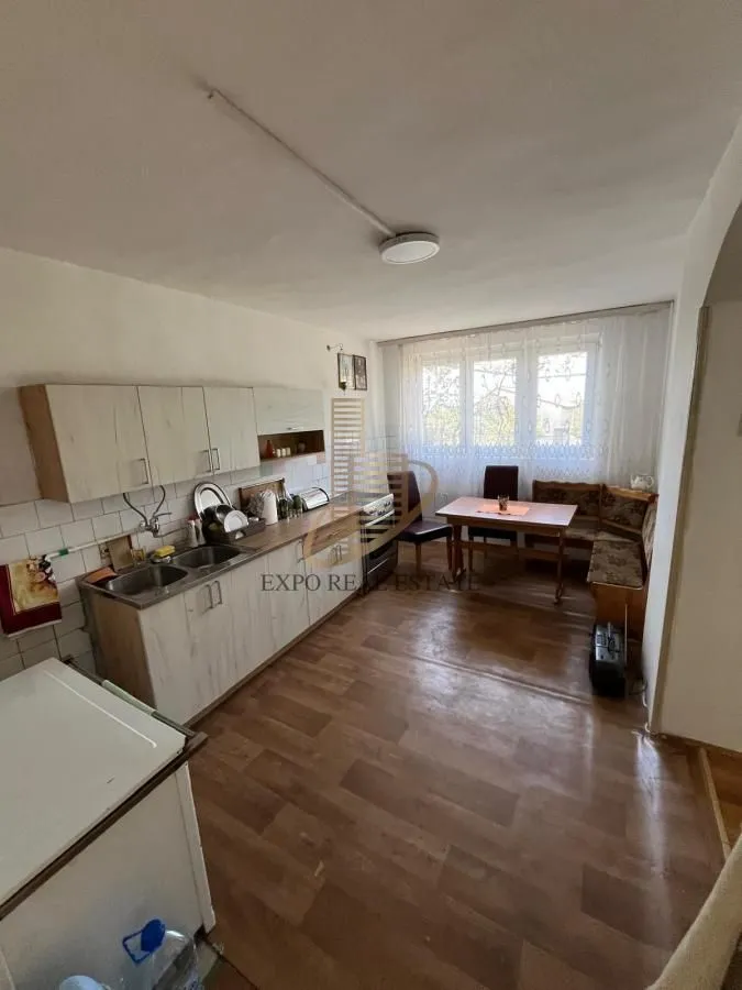 Prodaja, kuća, 100m², Maradik, Inđija