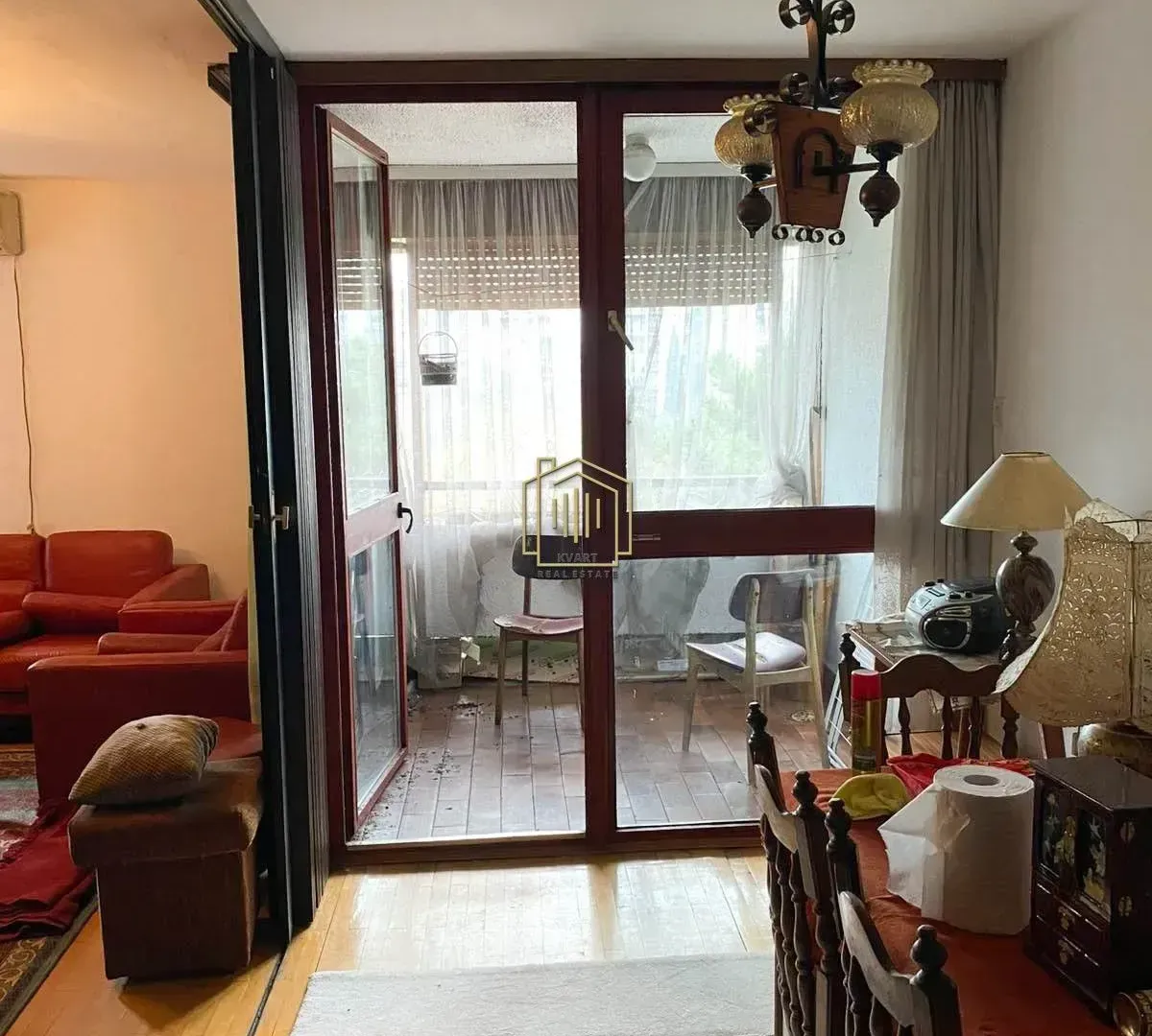 Izdavanje, trosoban stan, 96m², Blok 5, Podgorica