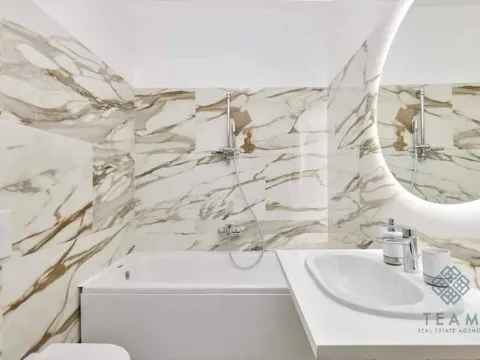 Prodaja, dvosoban stan, 74m², Dobrota, Kotor - image 10