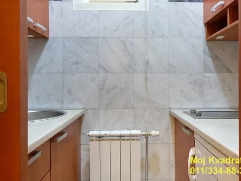 Sale, four bedroom apartment, 120m², Stari Grad, Beograd - image 16