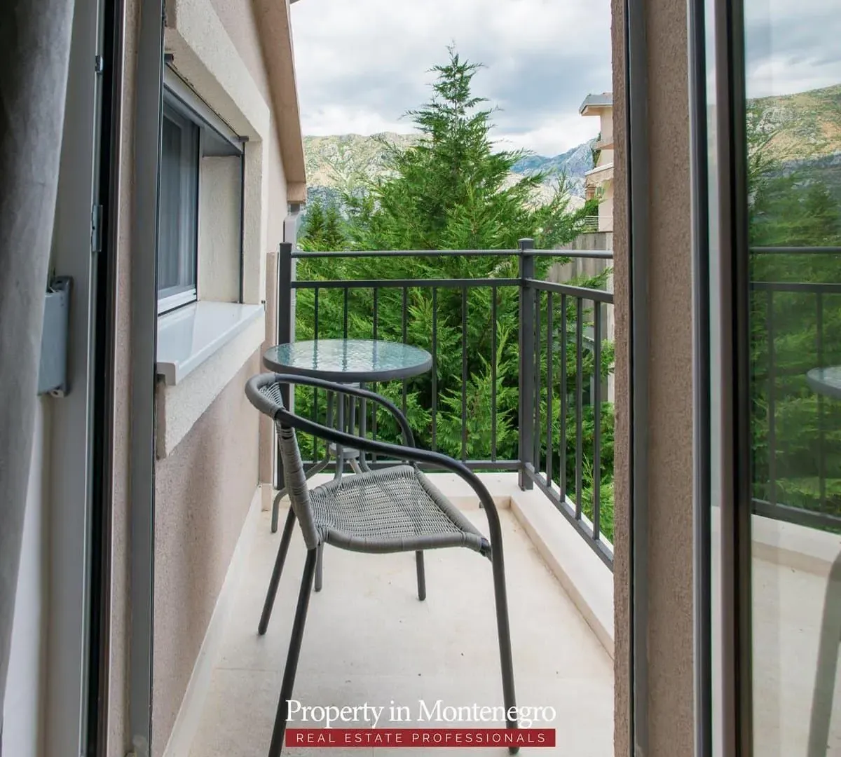 Prodaja, kuća, 350m², Stoliv, Kotor