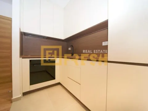 Izdavanje, jednosoban stan, 46m², City Kvart, Podgorica - image 4