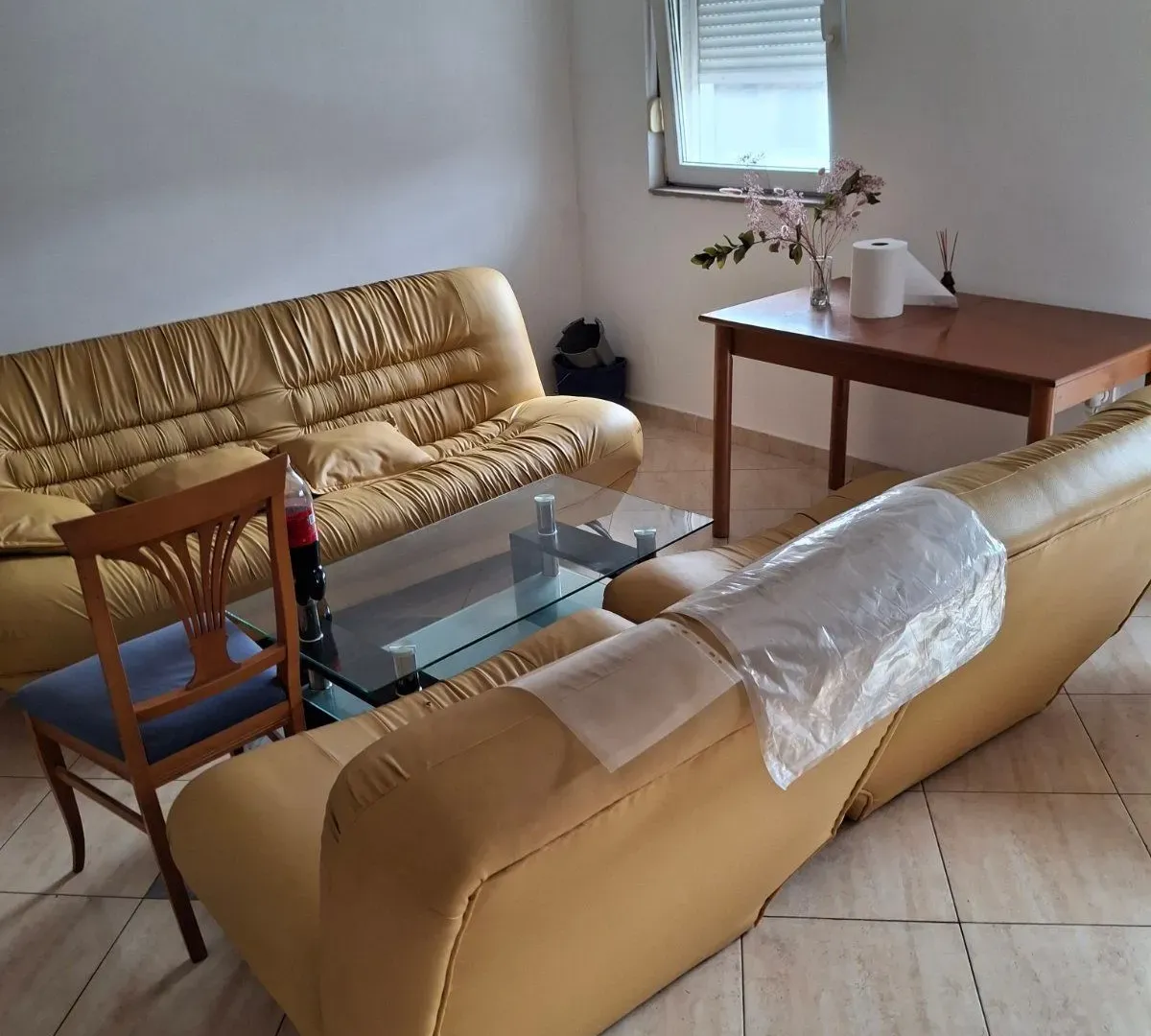 Izdavanje, jednosoban stan, 50m², Stari Aerodrom, Podgorica