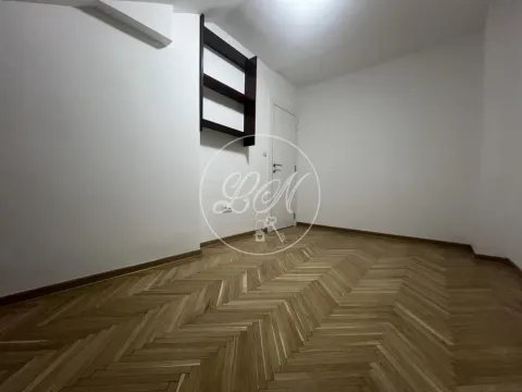 Izdavanje, trosoban stan, 51m², Zemun Centar, Zemun Sve Podlokacije - image 9