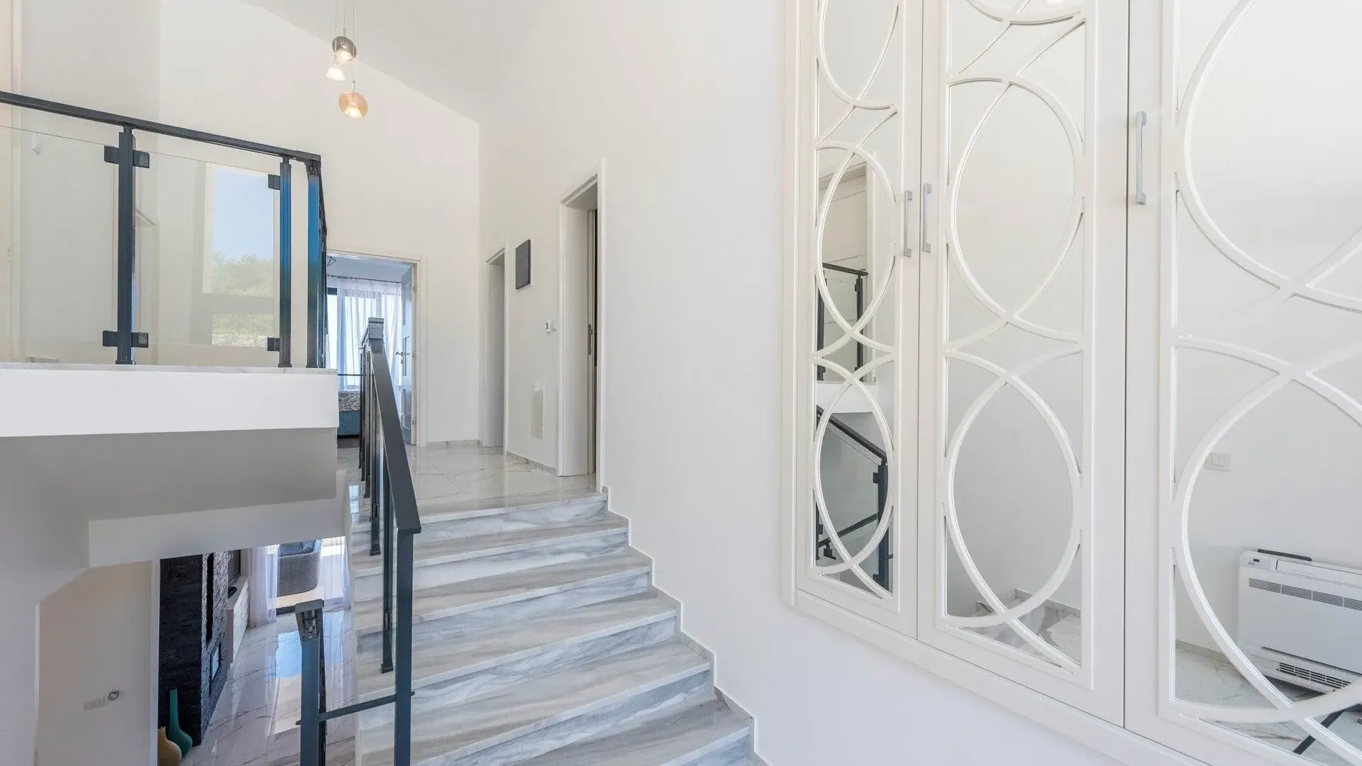 Sale, house, 360m², Utjeha, Bar