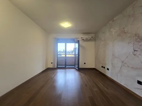 Izdavanje, jednosoban stan, 49m², Ljubović, Podgorica - image 2