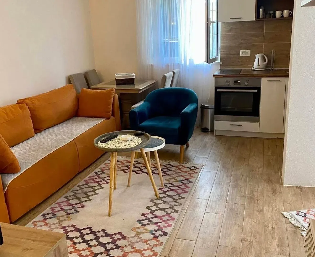 Rent, one bedroom apartment, 37m², Centar, Budva
