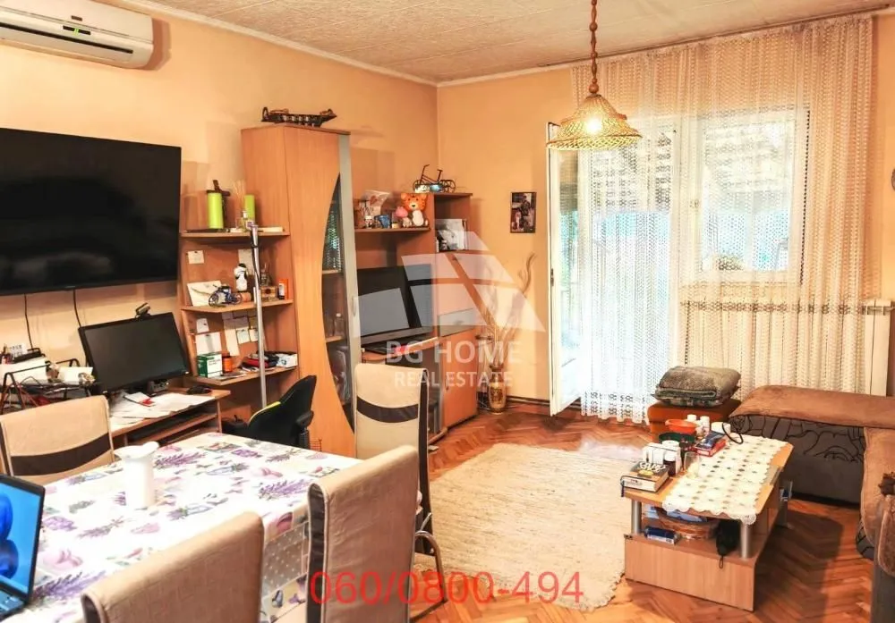 Prodaja, kuća, 160m², Borča 1, Borča Sve Podlokacije