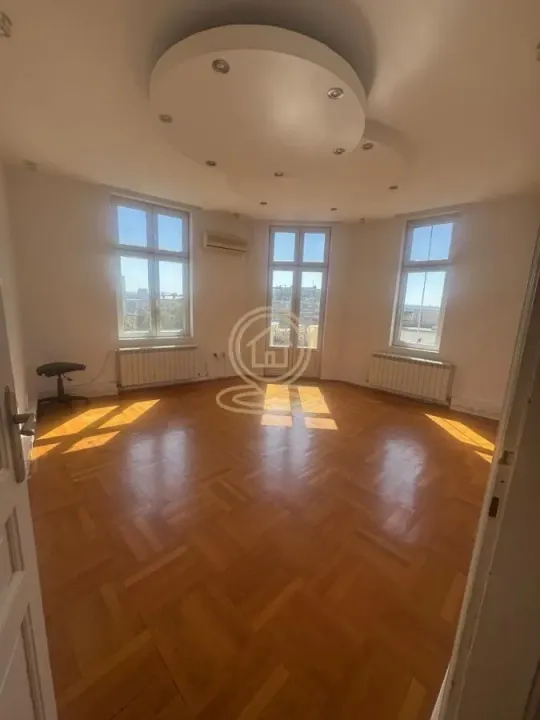 Rent, three bedroom apartment, 90m², Stari Grad, Beograd