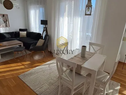 Izdavanje, jednosoban stan, 50m², City Kvart, Podgorica - image 6