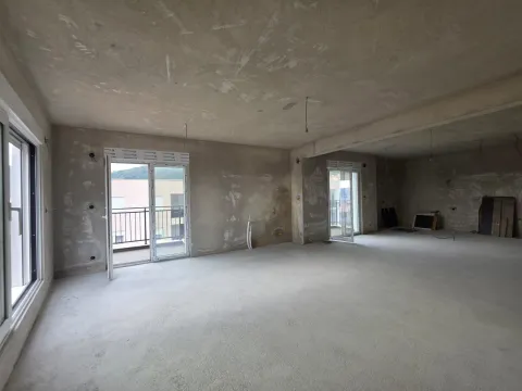 Prodaja, trosoban stan, 165m², Budva, Crna Gora - image 17