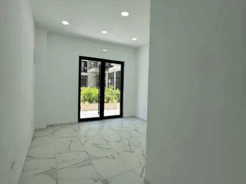 Rent, office space, 50m², Seljanovo, Tivat - image 6
