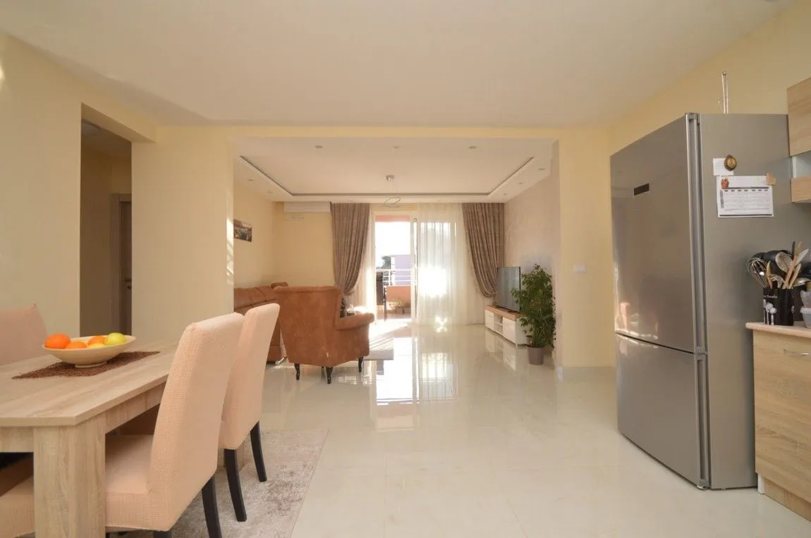 Prodaja, dvosoban stan, 84m², Kava, Tivat