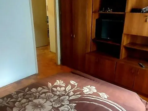 Izdavanje, četvorosoban stan, 120m², Zvezdara Sve Podlokacije, Beograd - image 6
