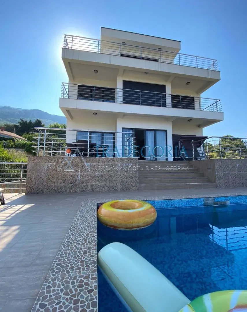 Prodaja, kuća, 300m², Bar, Crna Gora