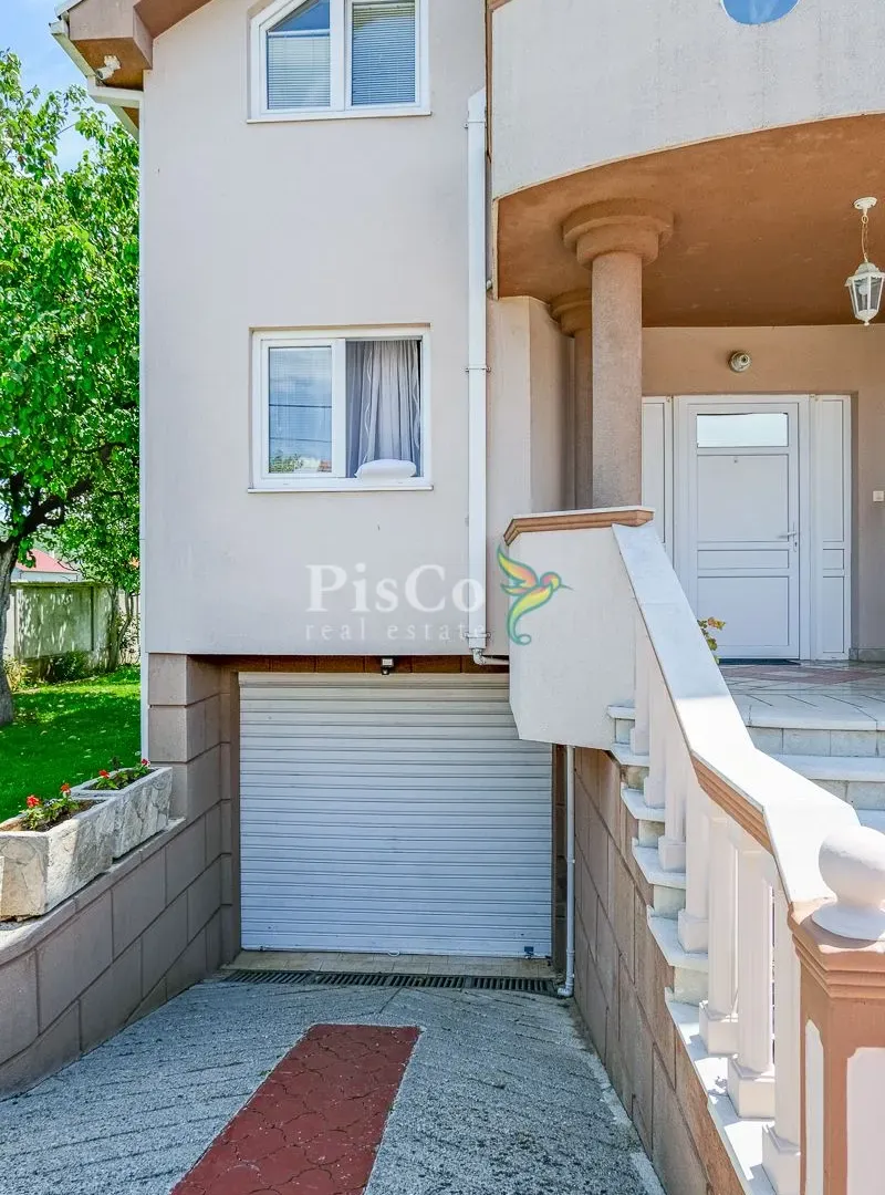 Prodaja, kuća, 450m², Nikšić, Crna Gora
