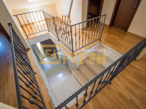 Prodaja, kuća, 253m², Zagorič, Podgorica - image 12