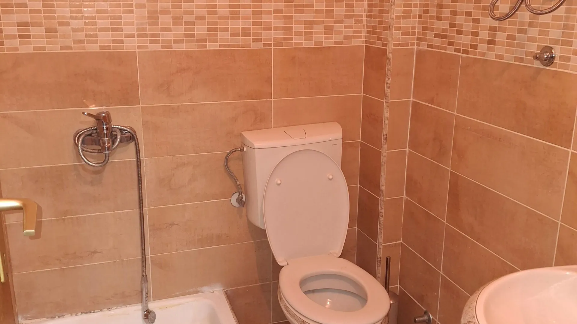Rent, studio apartment, 30m², Podkošljun, Budva