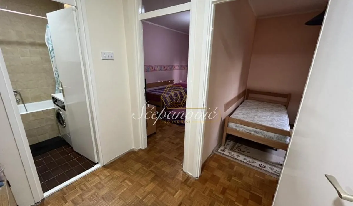 Sale, apartment, 75m², Bulevar Oslobodjenja, Novi Sad Sve Podlokacije