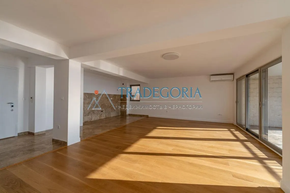 Prodaja, trosoban stan, 160m², Pržno, Budva