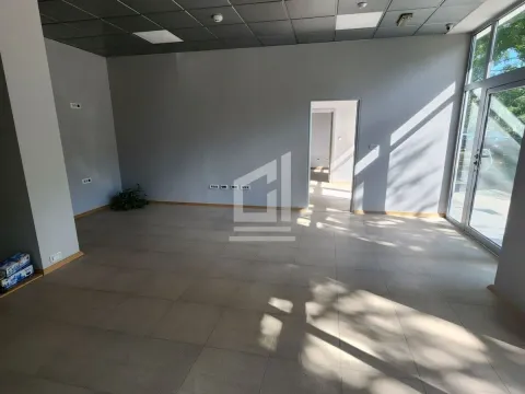 Izdavanje, poslovni prostor, 120m², Preko Morače, Podgorica - image 2