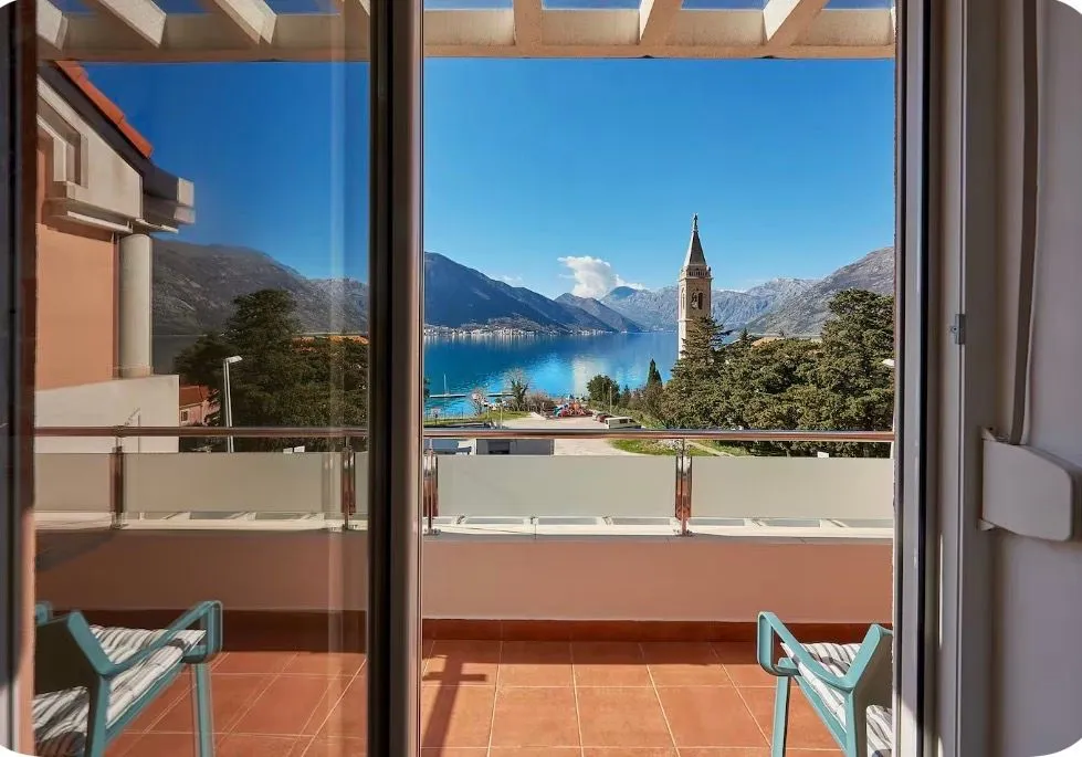 Rent, one bedroom apartment, 41m², Sveti Stasije, Kotor