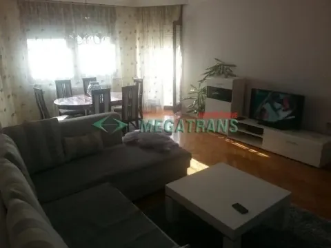 Rent, four bedroom apartment, 105m², Bulevar Oslobodjenja, Novi Sad Sve Podlokacije - image 2