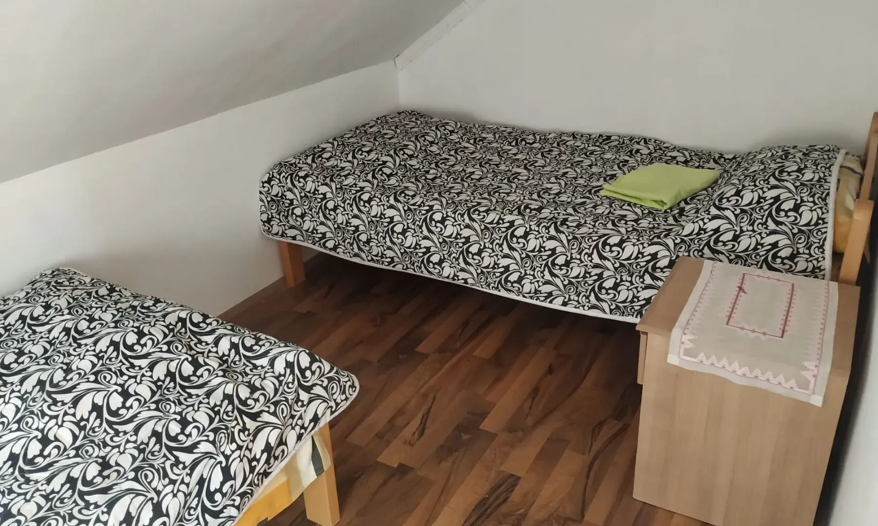 Sale, house, 200m², Đuraševići, Tivat