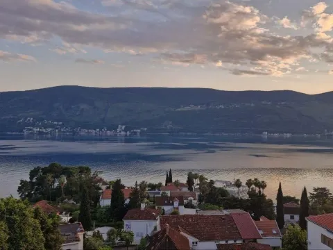 Prodaja, trosoban stan, 110m², Topla, Herceg Novi - image 2