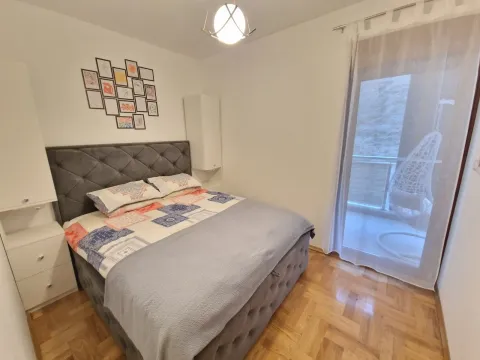 Rent, one bedroom apartment, 47m², Bečići, Budva - image 15