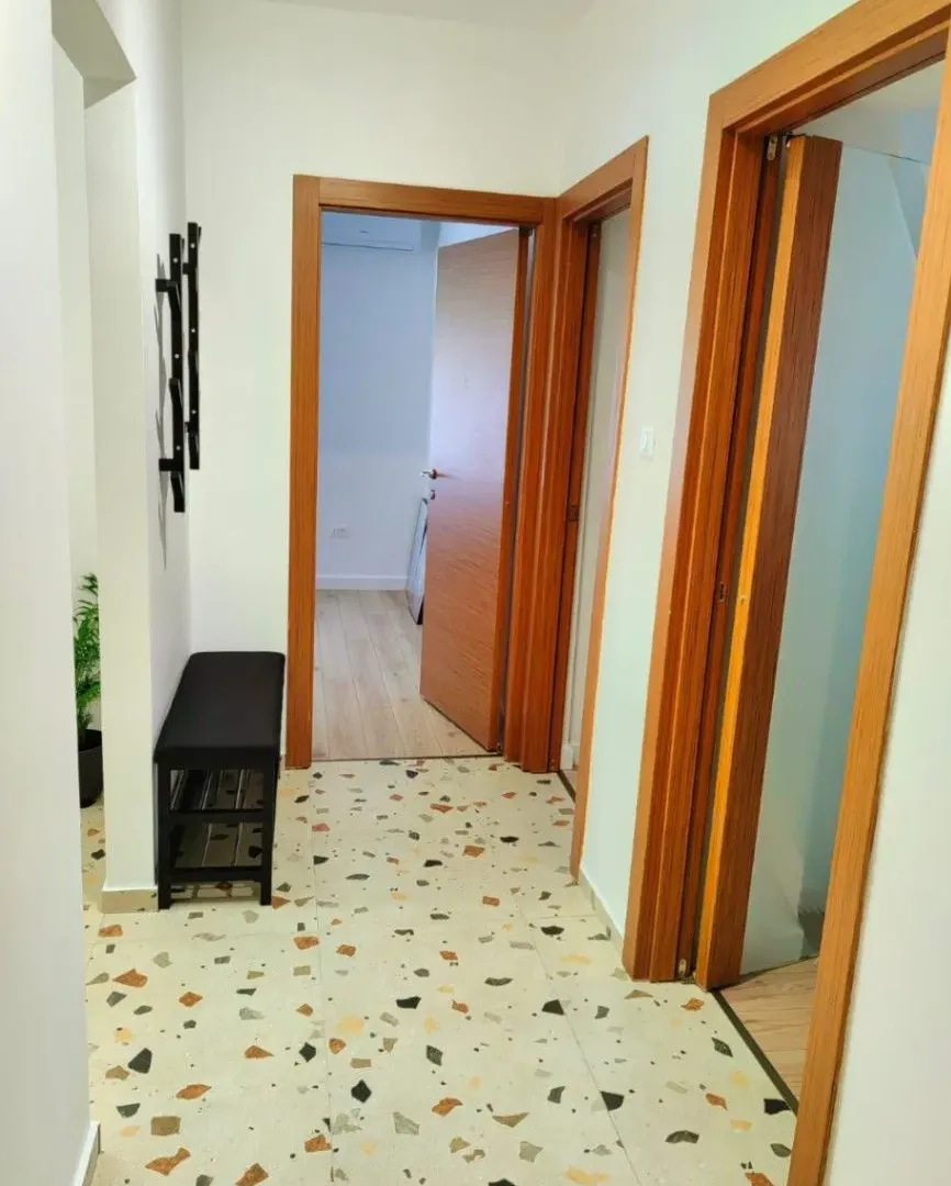 Rent, two bedroom apartment, 80m², Preko Morače, Podgorica