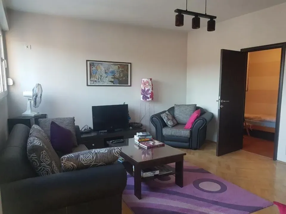 Rent, two bedroom apartment, 60m², Centar, Podgorica