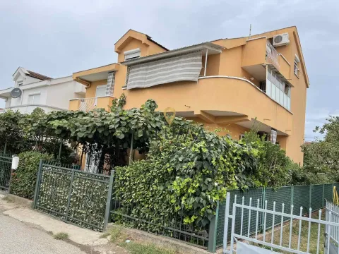 Prodaja, kuća, 240m², Zagorič, Podgorica - image 2