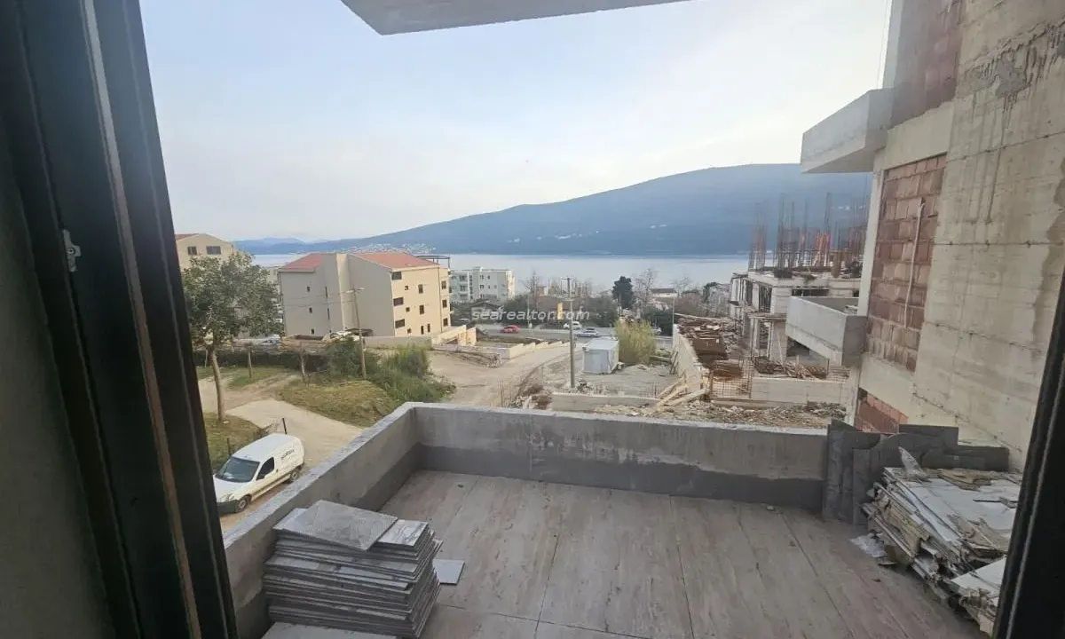 Sale, two bedroom apartment, 54m², Đenovići, Herceg Novi