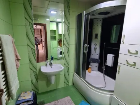 Izdavanje, dvosoban stan, 70m², City Kvart, Podgorica - image 3