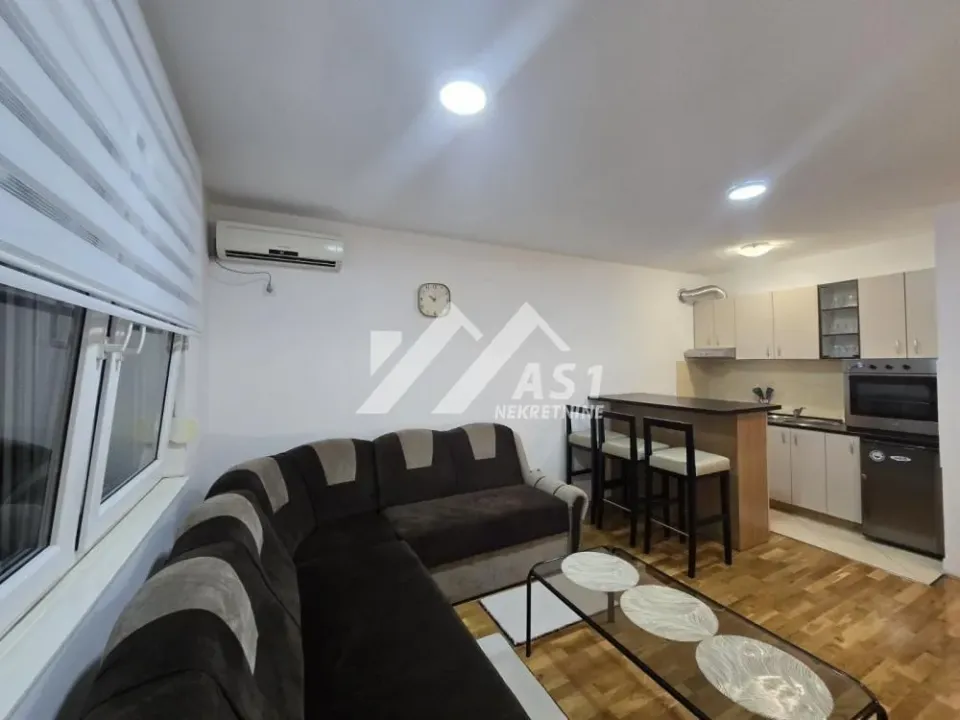 Rent, one bedroom apartment, 35m², Podbara, Novi Sad Sve Podlokacije