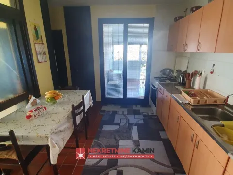 Prodaja, dvosoban stan, 64m², Centar, Bar - image 3