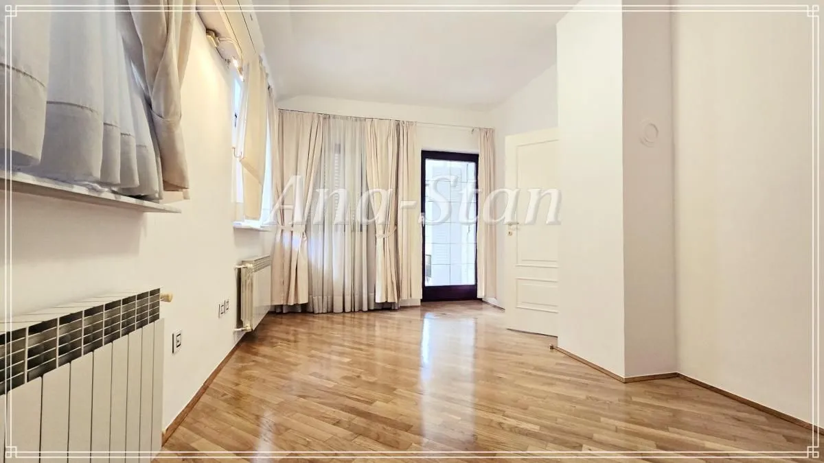 Rent, house, 290m², Voždovac Sve Podlokacije, Beograd