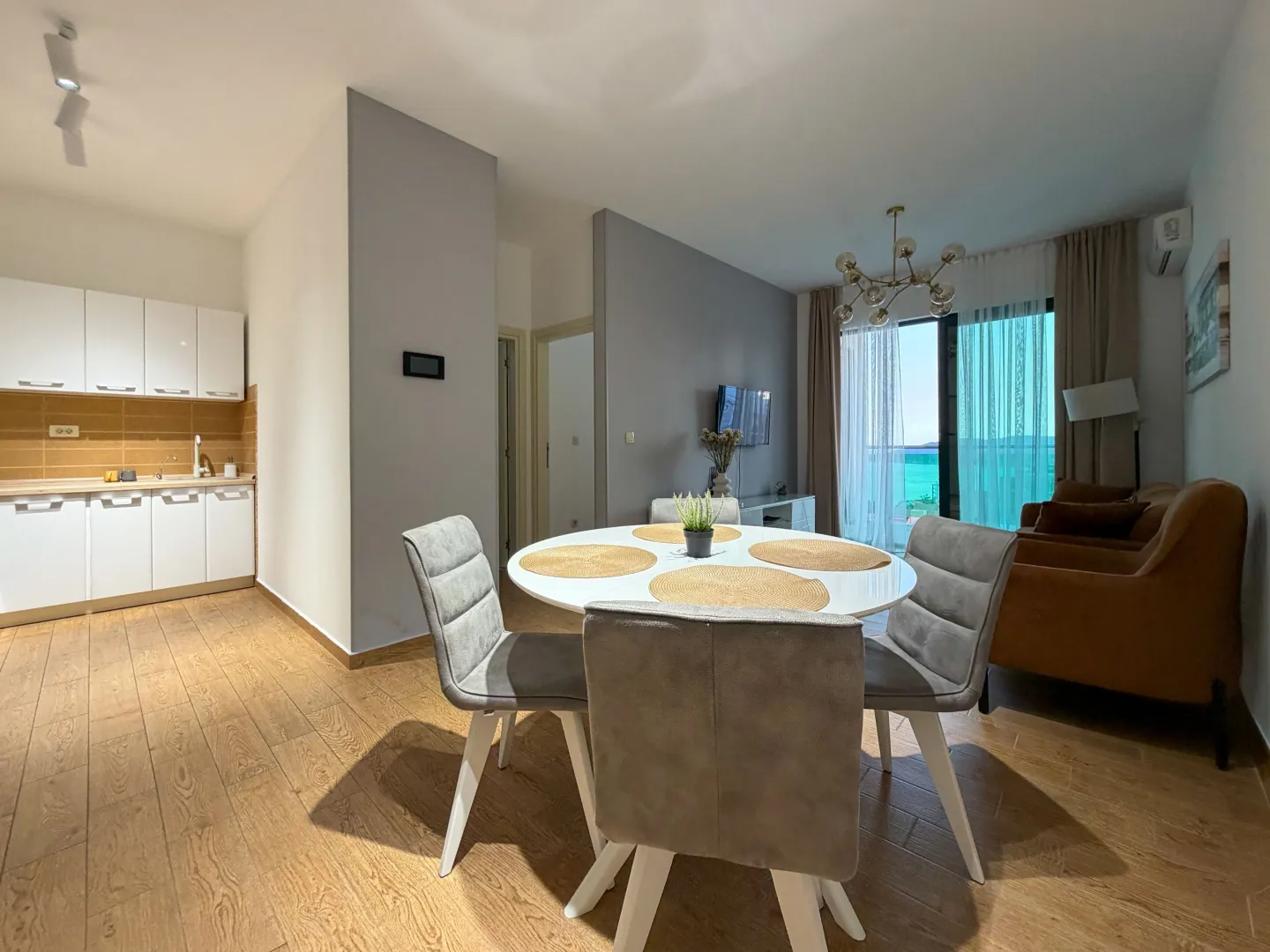 Sale, one bedroom apartment, 52m², Bečići, Budva