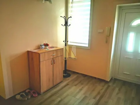 Izdavanje, poslovni prostor, 56m², Centar, Novi Sad - image 7