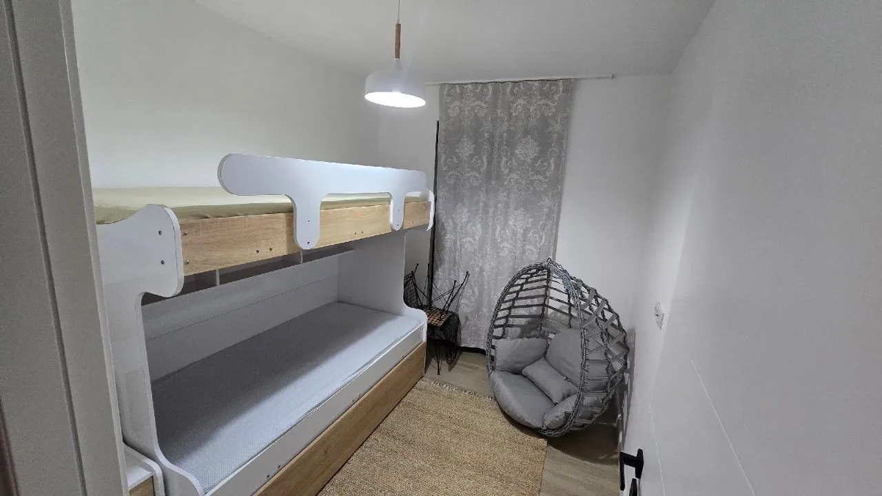 Prodaja, dvosoban stan, 48m², Tivat, Crna Gora