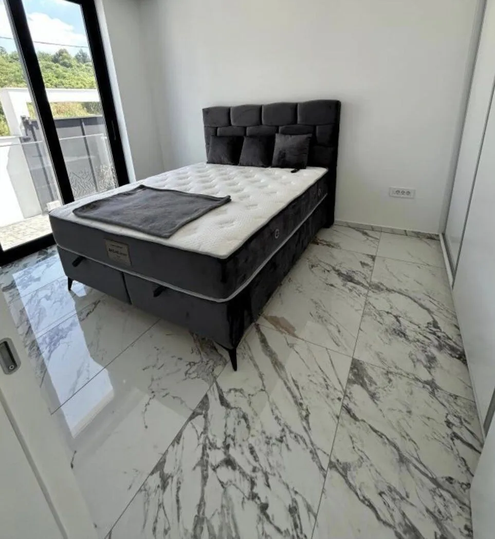 Izdavanje, kuća, 180m², Sremska Kamenica, Petrovaradin