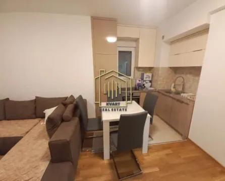 Izdavanje, dvosoban stan, 57m², Stari Aerodrom, Podgorica - image 4