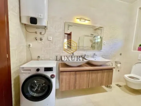 Rent, house, 400m², Markovići, Budva - image 7