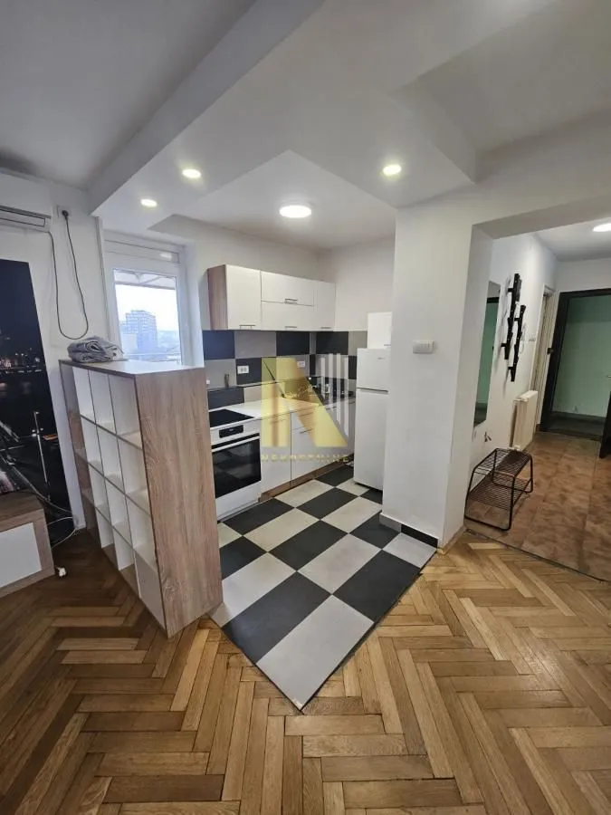 Prodaja, dvosoban stan, 48m², Stari grad, Novi Sad