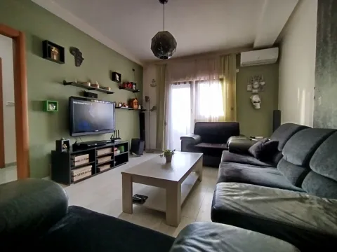 Prodaja, dvosoban stan, 70m², Stari Aerodrom, Podgorica - image 2