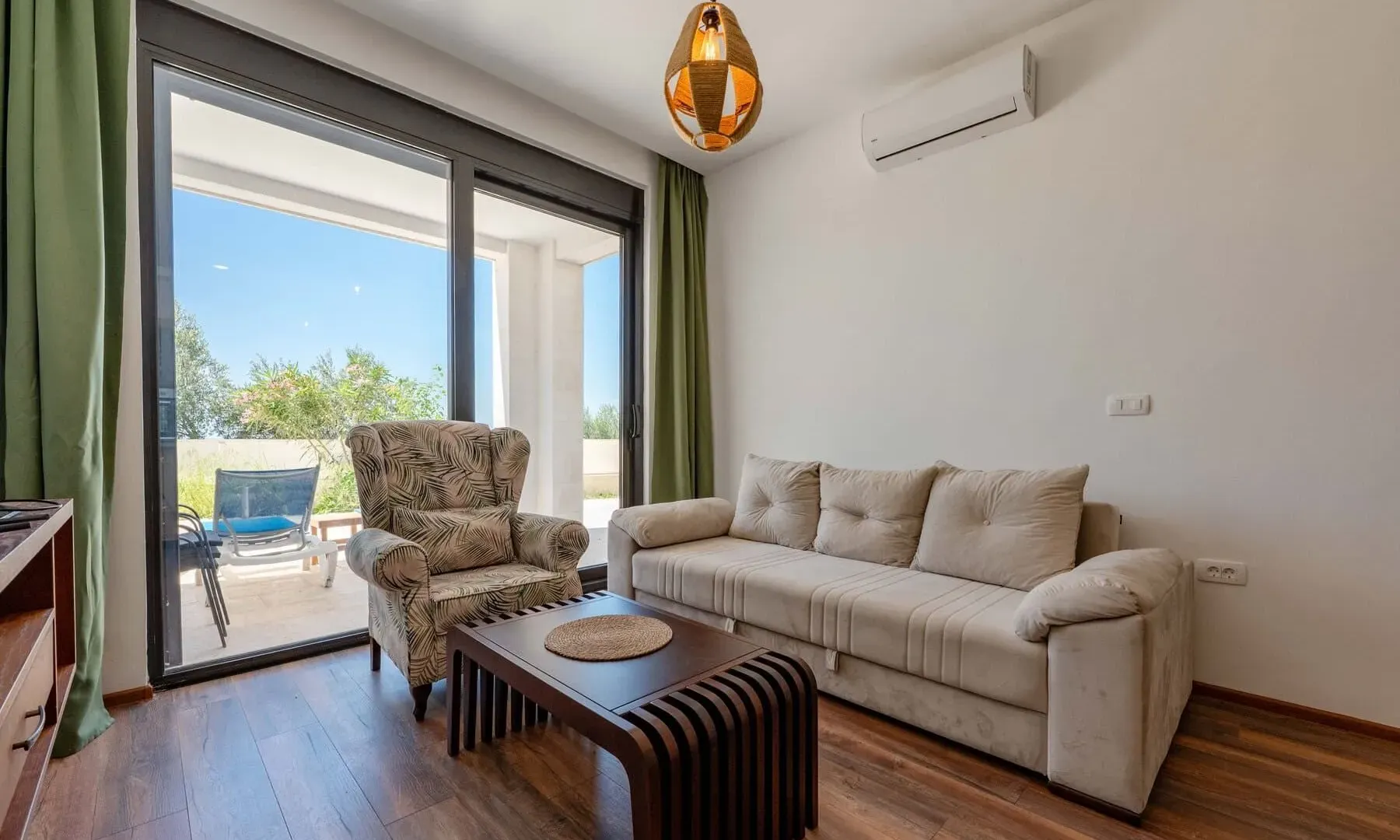 Sale, one bedroom apartment, 50m², Skočiđevojka, Budva