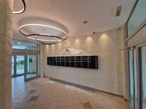 Prodaja, dvosoban stan, 68m², Belvil, Beograd - image 12