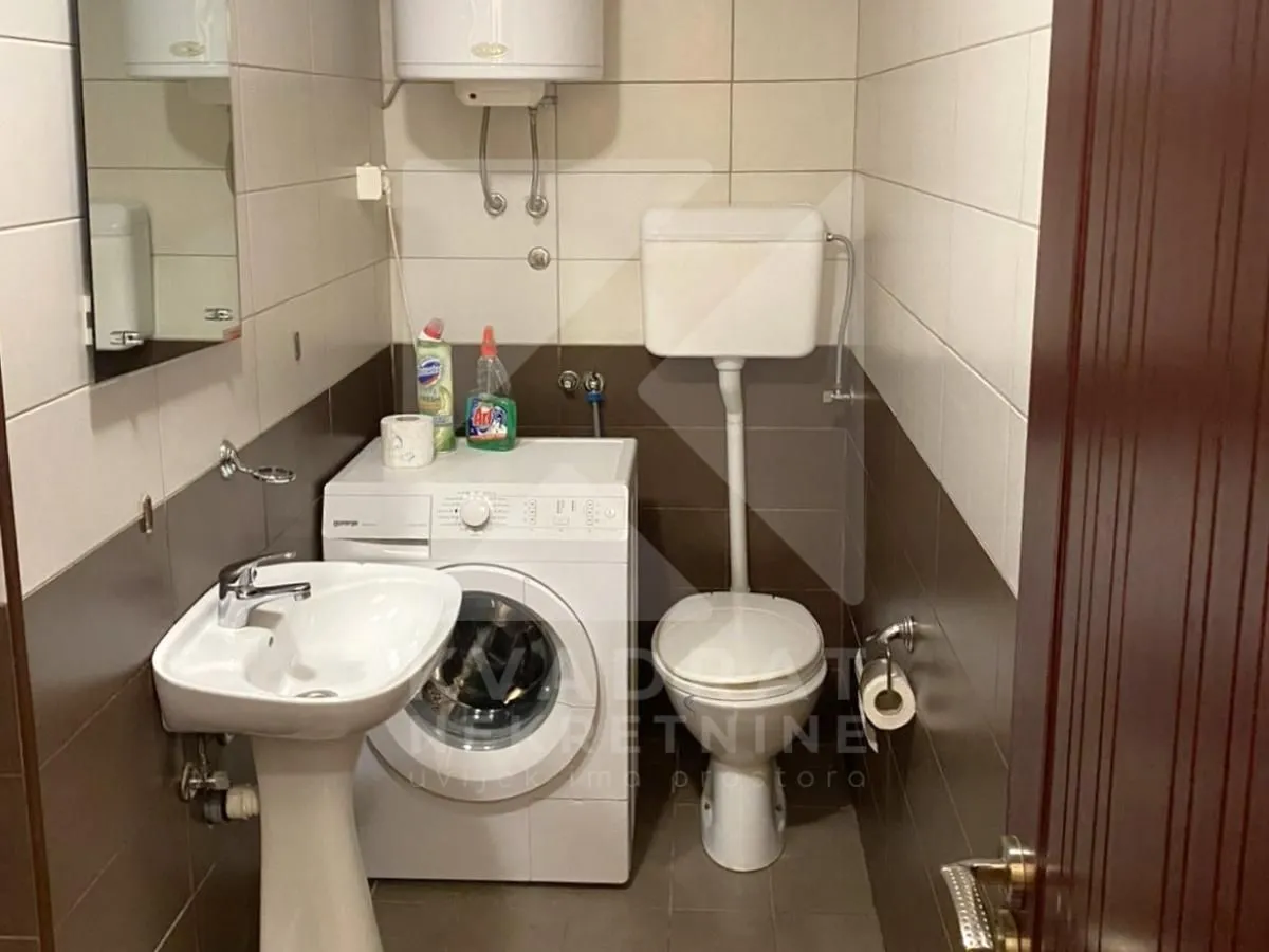Rent, two bedroom apartment, 63m², 1 maj, Podgorica